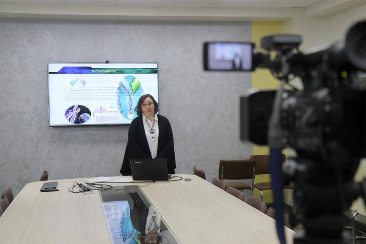            В НИУ «БелГУ» состоялась онлайн-лекция по фармакологии