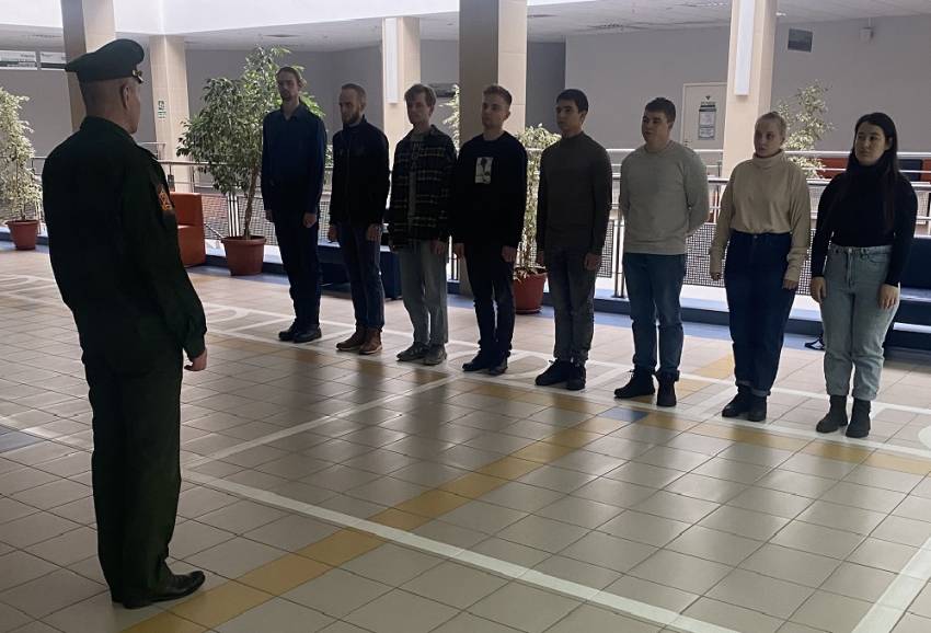 В НИУ «БелГУ» завершилось обучение по второму набору курса начальной 
военной подготовки