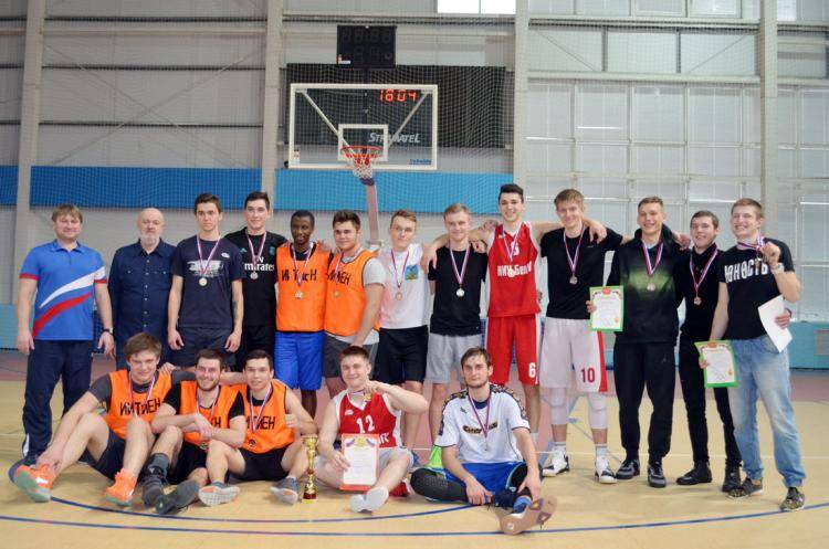 Команда ИИТиЕН – победитель университетской спартакиады по баскетболу