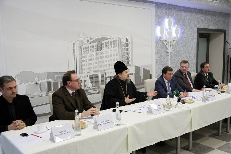 Ученые МГУ выступили с докладами в Белгородском госуниверситете