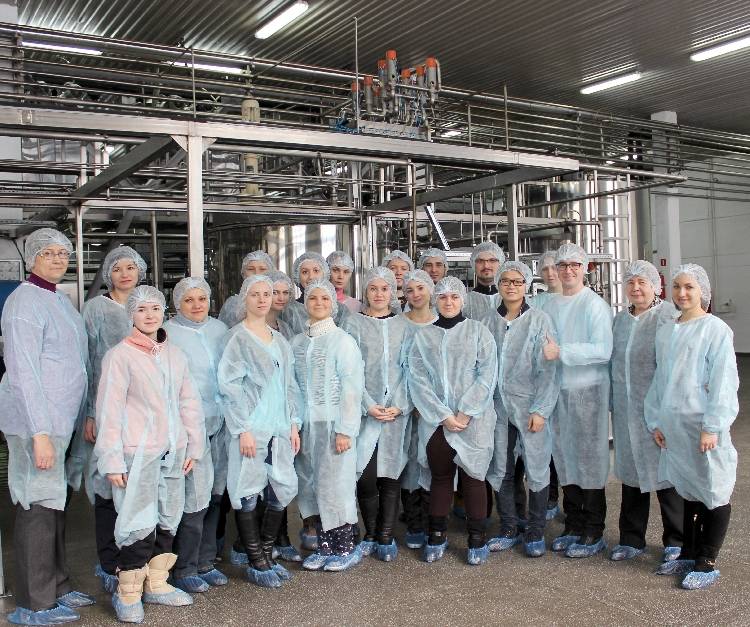 Студенты НИУ «БелГУ» посетили производственную площадку «ЭФКО» в Алексеевке