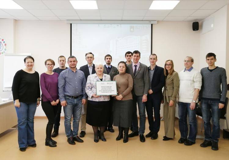 Первые выпускники Центра развития компетенций Белгородского НОЦ получили удостоверения 