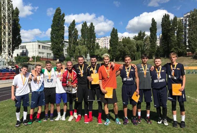 Студенты НИУ «БелГУ» выиграли золотые и бронзовые медали на соревнованиях по баскетболу в формате 3х3