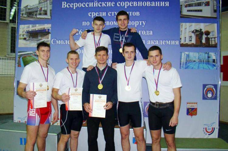 Гиревики университета – лучшие на чемпионате Российского студенческого спортивного союза