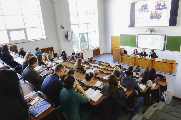 В НИУ «БелГУ» прошла информационная сессия по программе Erasmus+