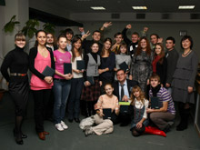 Счастливая двадцатка "потанинцев" БелГУ-2009 вместе с организаторами конкурса