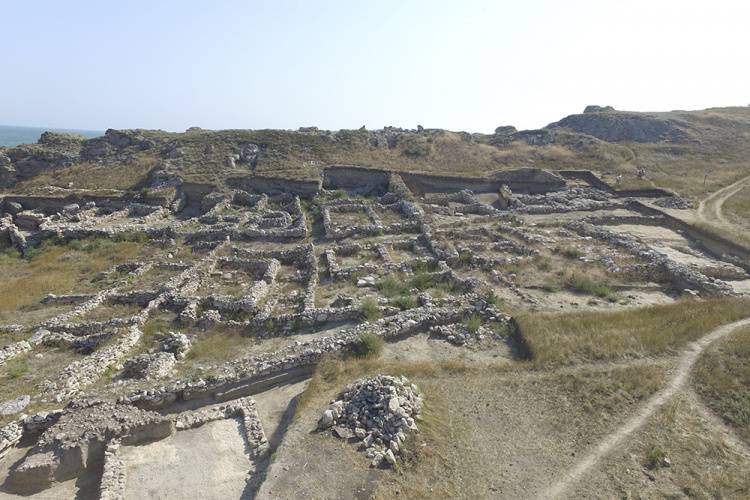BelSU archeologists made new discoveries in the Crimea