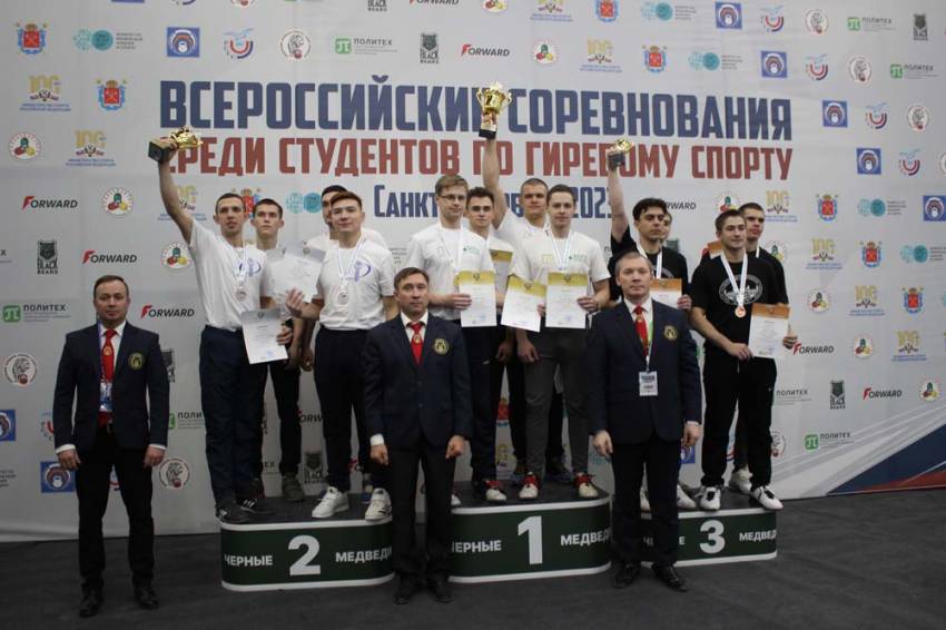 Обучающиеся НИУ «БелГУ» отличились на студенческом чемпионате страны по гиревому спорту