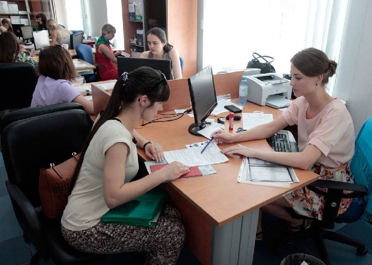 More high school graduates applied to BelSU this year 