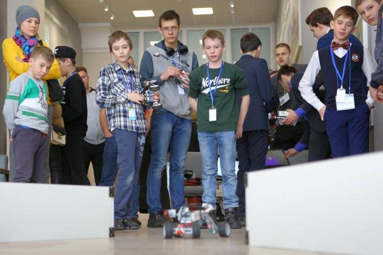 На площадке Белгородского государственного университета господствовали роботы