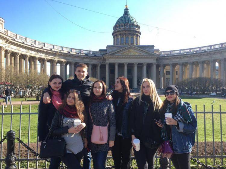 Студенты направления подготовки «Туризм» на практике в Санкт-Петербурге