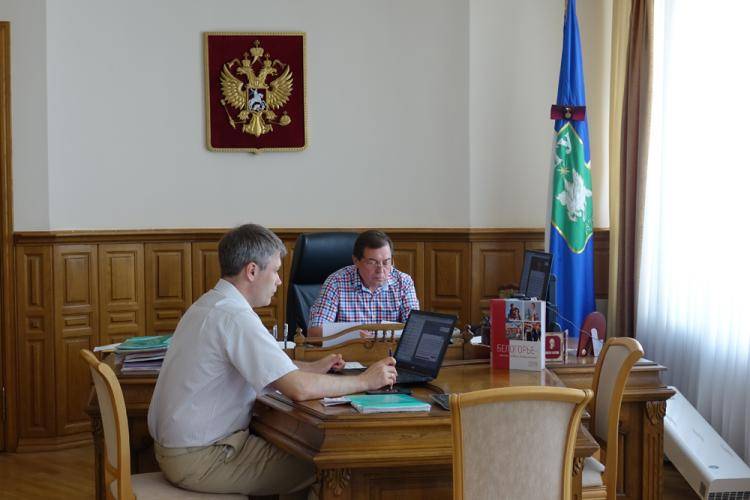 Учёный совет поддержал кандидатов на соискание премии Президента и Правительства РФ