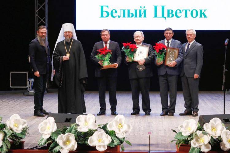 НИУ «БелГУ» – лидер благотворительной акции «Белый цветок»