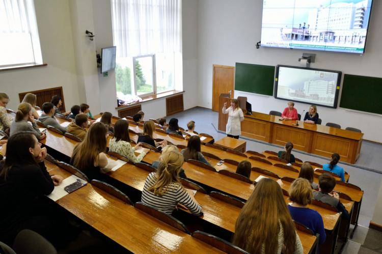 BNRU Hosts Russia's First Chemistry Dictation Open Competition