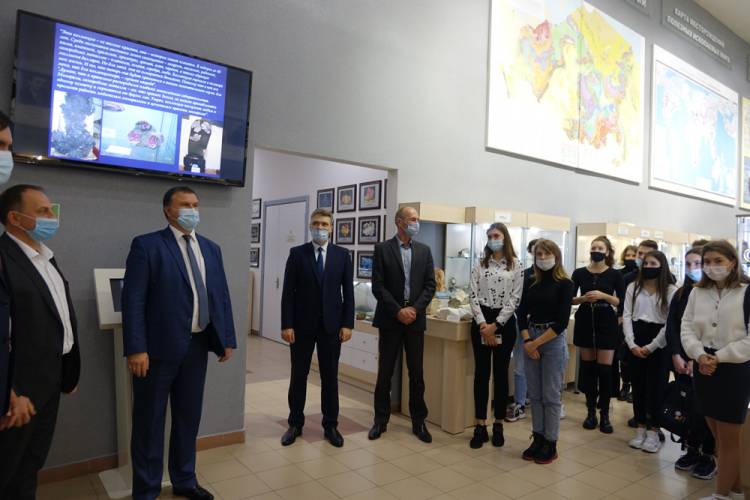 BelSU received a gift of a unique exhibit 